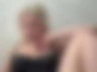 Live cam show with Lily - Blue Eyes on sexylive.show