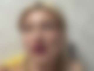 Live cam show with Lily - Genital Piercings on Strip Flash - Live Sex Shows