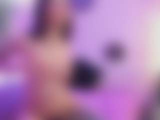 LuxeLina's Live Sex Cam Show