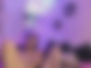 LuxeLina's Live Sex Cam Show