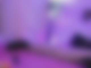 LuxeLina's Live Sex Cam Show