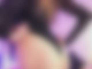 LuxeLina's Live Sex Cam Show