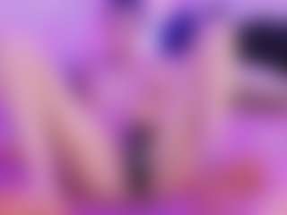 LuxeLina's Live Sex Cam Show