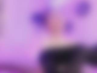 Live cam show with LuxeLina - Kawaii on Gym Cam Girls