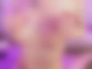 LuxeLina's Live Sex Cam Show