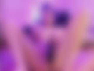 LuxeLina's Live Sex Cam Show