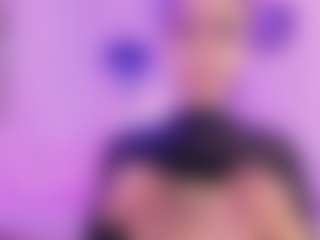 LuxeLina's Live Sex Cam Show