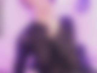LuxeLina's Live Sex Cam Show