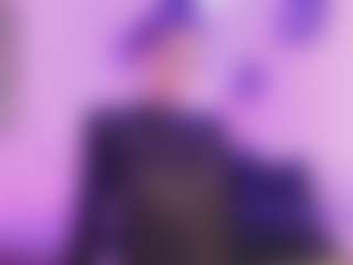 LuxeLina's Live Sex Cam Show