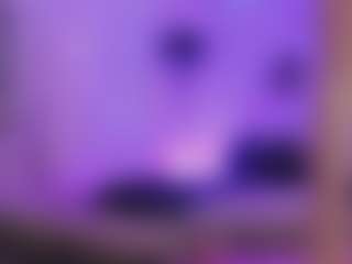 LuxeLina's Live Sex Cam Show
