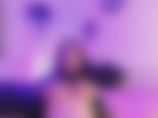 LuxeLina's Live Sex Cam Show