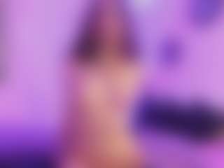 LuxeLina's Live Sex Cam Show