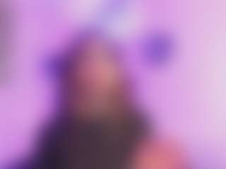 LuxeLina's Live Sex Cam Show