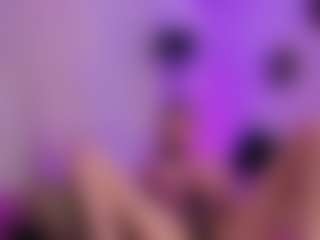 LuxeLina's Live Sex Cam Show