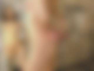 LuxeLina's Live Sex Cam Show