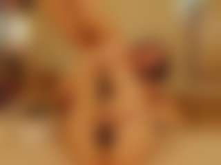 LuxeLina's Live Sex Cam Show