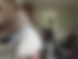 Live cam show with MickeyBuchwald - New Petite on Camming Site