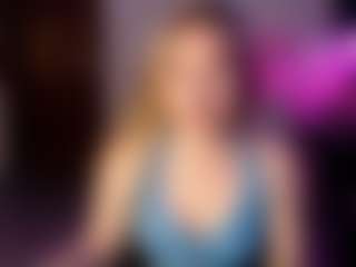 MissBlossomm's Live Sex Cam Show