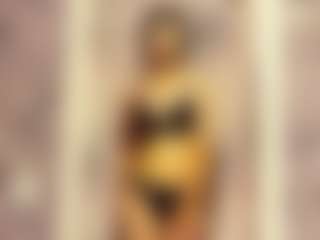 Live cam show with MyrticeGielow - Teen (18+) on Camsoda