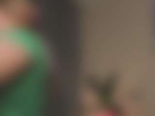 Live cam show with SunshySunshy - New Bedroom on xxxlivecams.org