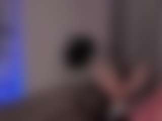 Live cam show with SunshySunshy - Chubby on Camsoda