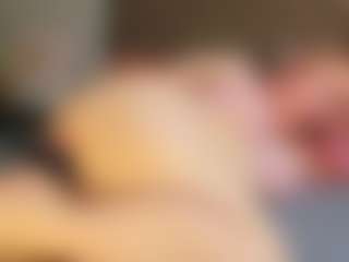 Live cam show with SunshySunshy - Teasing on livesexfox.com