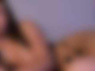 Live cam show with Asretia - New Teen (18+) on Milf Play