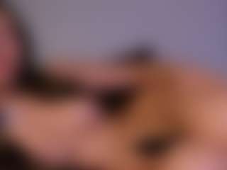 Asretia's Live Sex Cam Show