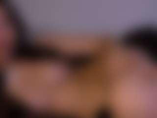 Asretia's Live Sex Cam Show