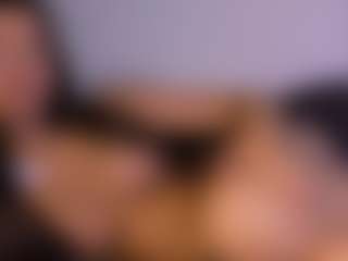 Live cam show with Asretia - New Shaved Pussy on WildCum