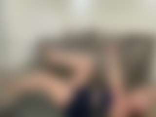 Live cam show with Rina - Shaved Pussy on Dolls Live