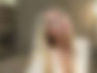 Live cam show with Rina - Fingering on livesuperchat.net