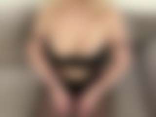 Rina's Live Sex Cam Show