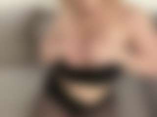 Rina's Live Sex Cam Show