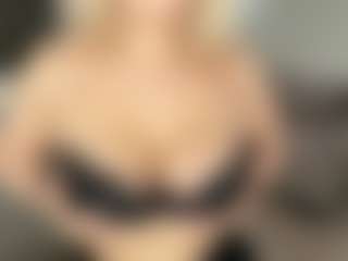 Rina's Live Sex Cam Show