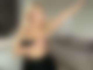 Rina's Live Sex Cam Show