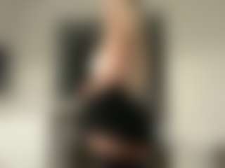 Live cam show with Rina - Green Eyes on slutload