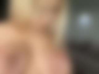 Rina's Live Sex Cam Show