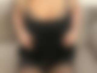 Live cam show with Rina - Dirty Talk on Uber Horny