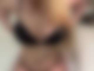 Rina's Live Sex Cam Show