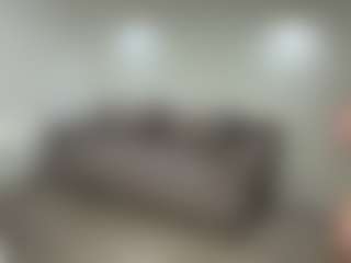 Live cam show with Rina - Squirt Blonde Hair on AdultVida.com