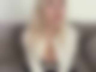 Rina's Live Sex Cam Show