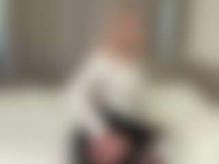 Rina's Live Sex Cam Show