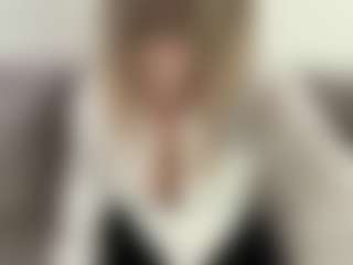 Live cam show with Rina - Green Eyes on pussylord.com