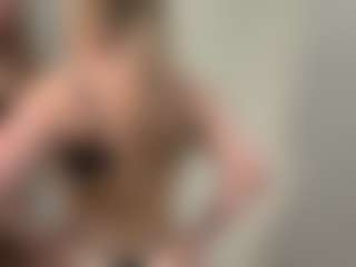Live cam show with Rina - Deepthroat on infinitiblacc.com
