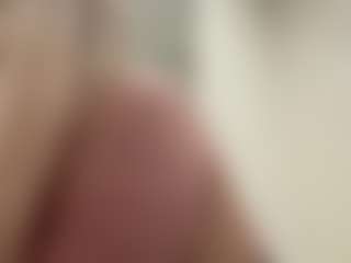 Live cam show with Rina - Skinny on Porn Luv