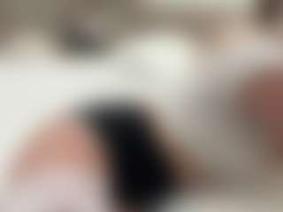 Show en direct avec Rina - Dirty Talk sur Camsoda