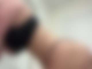 Rina's Live Sex Cam Show
