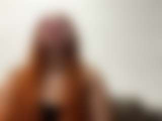 EleonoreHawkey's Live Sex Cam Show