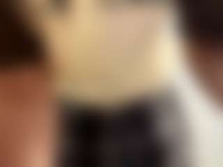 EleonoreHawkey's Live Sex Cam Show